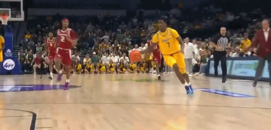 从一个23平方公里的小岛，走到NBA的舞台