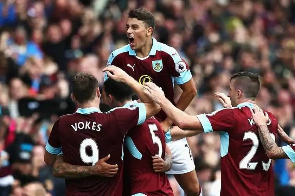 联赛杯-伯恩利5-0德比郡：对阵没落豪门，实力悬殊的对决|前瞻