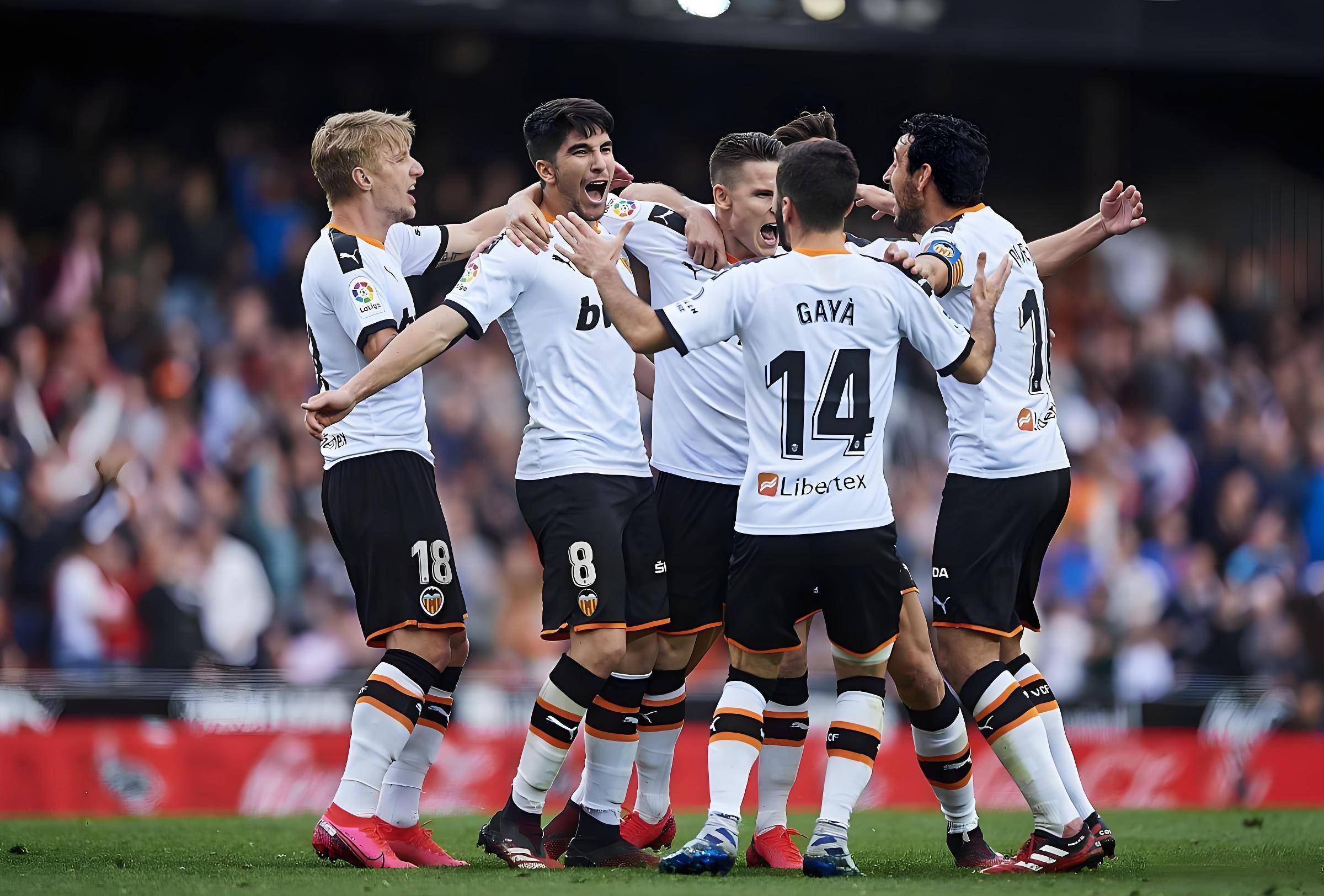 法兰克福 VS 雲(yún)达不来梅