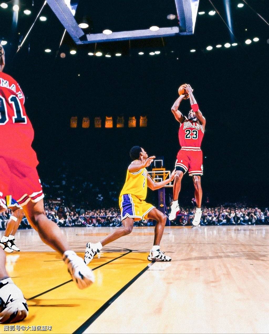 批评科比的防守能力差?阿里纳斯点名批评杰夫蒂格