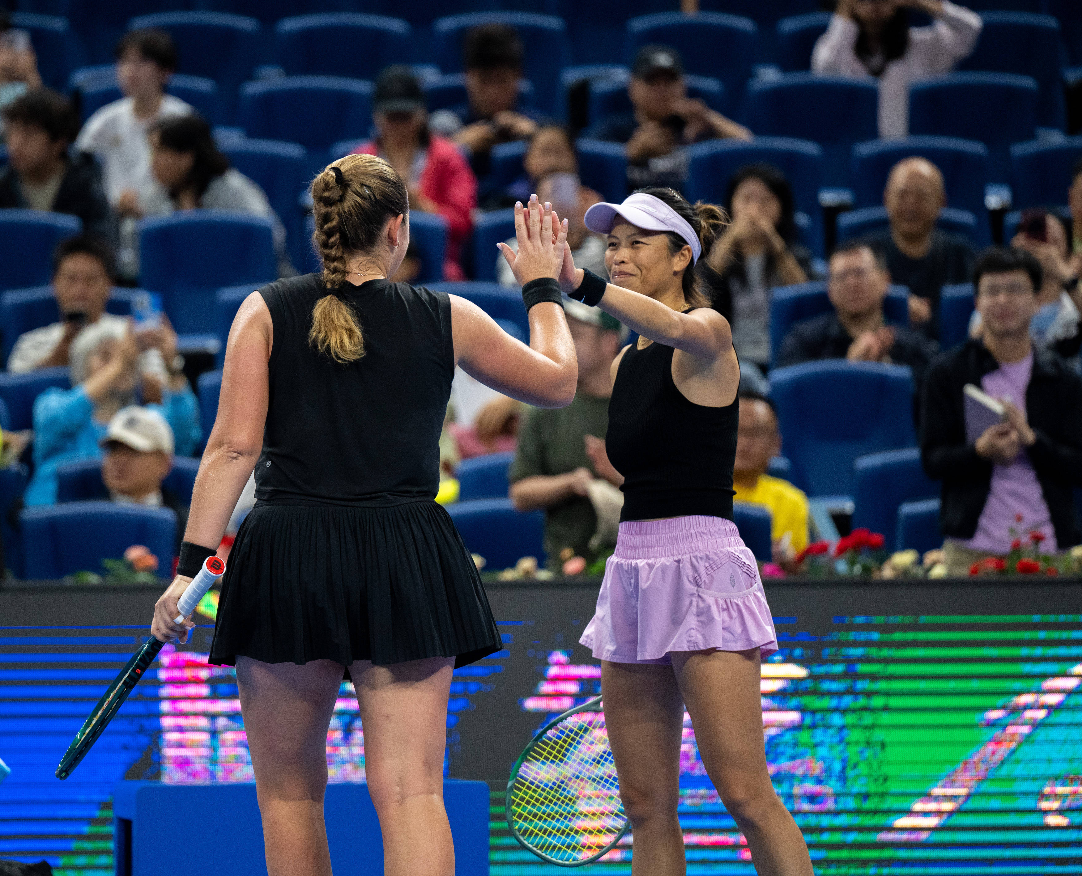 （体育）网球——中网：谢淑薇/奥斯塔彭科晋级女双四强