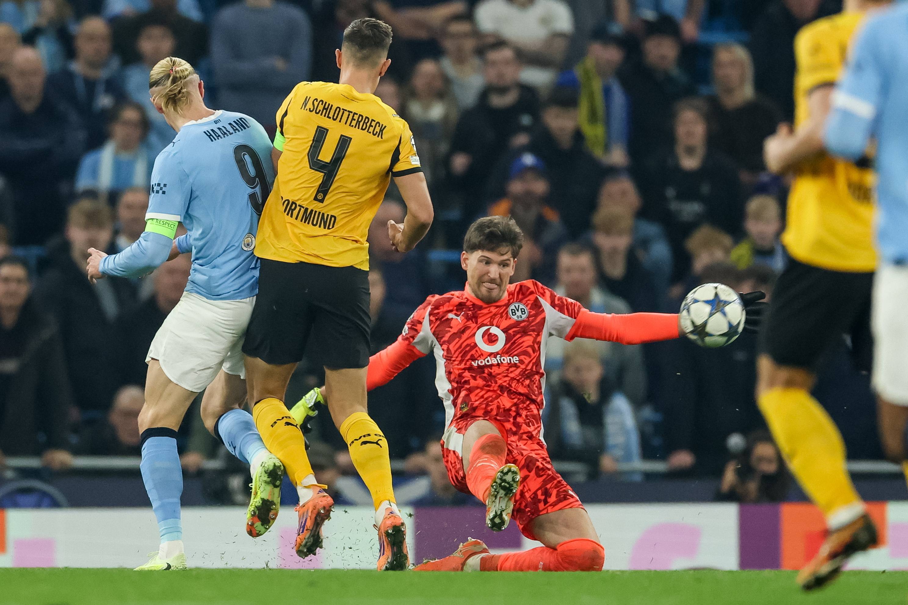 （外代二线）足球——欧冠联赛：曼城胜多特蒙德