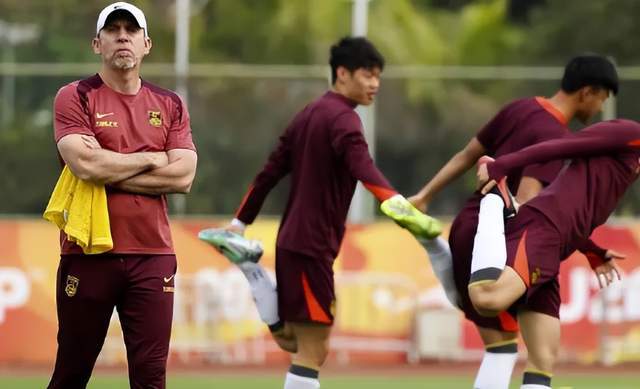 久尔杰维奇：作为世界强国，中国可能只有足球领域不太成功了！