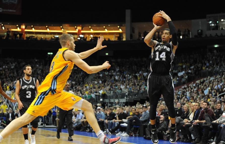 美职篮 休斯敦火箭VS克利夫兰骑士:赛前预测